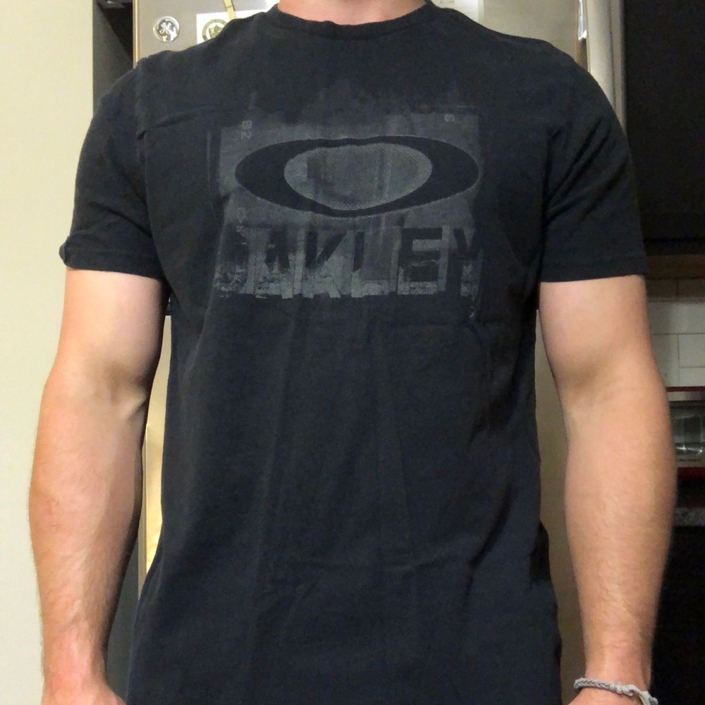 Oakley graphic Tee